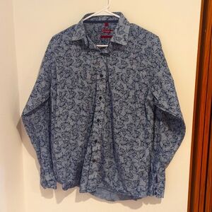 Men's medium Luciano Visconti dress shirt